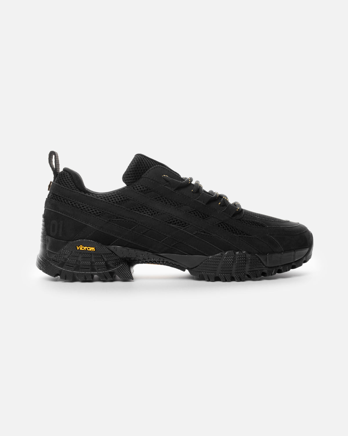 HIKER 01 (BLACK/BLACK)