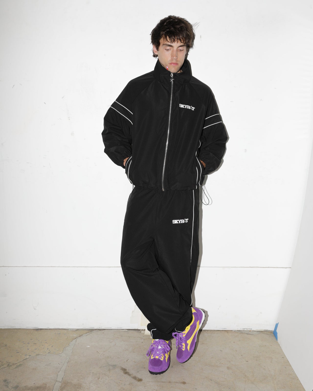 PIPE DREAM TRACK JACKET (BLACK)
