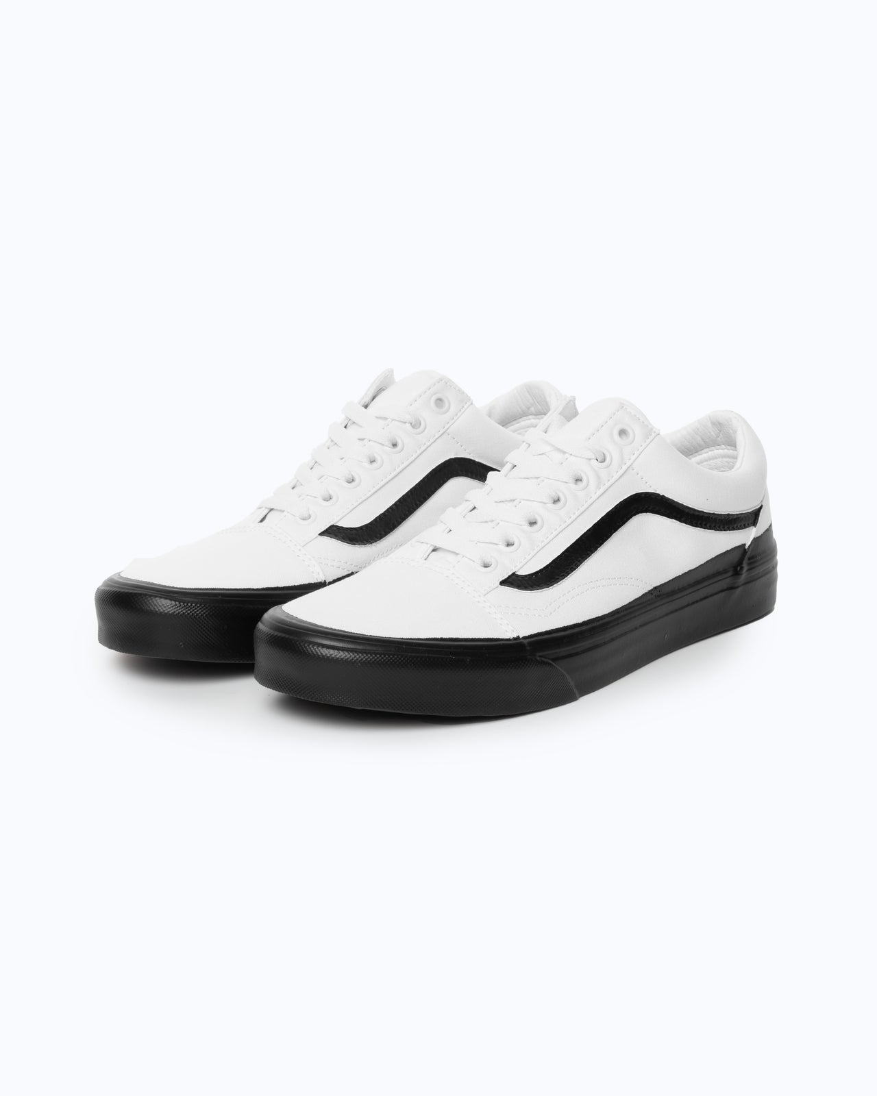 BLACK TAR VANS (WHITE)